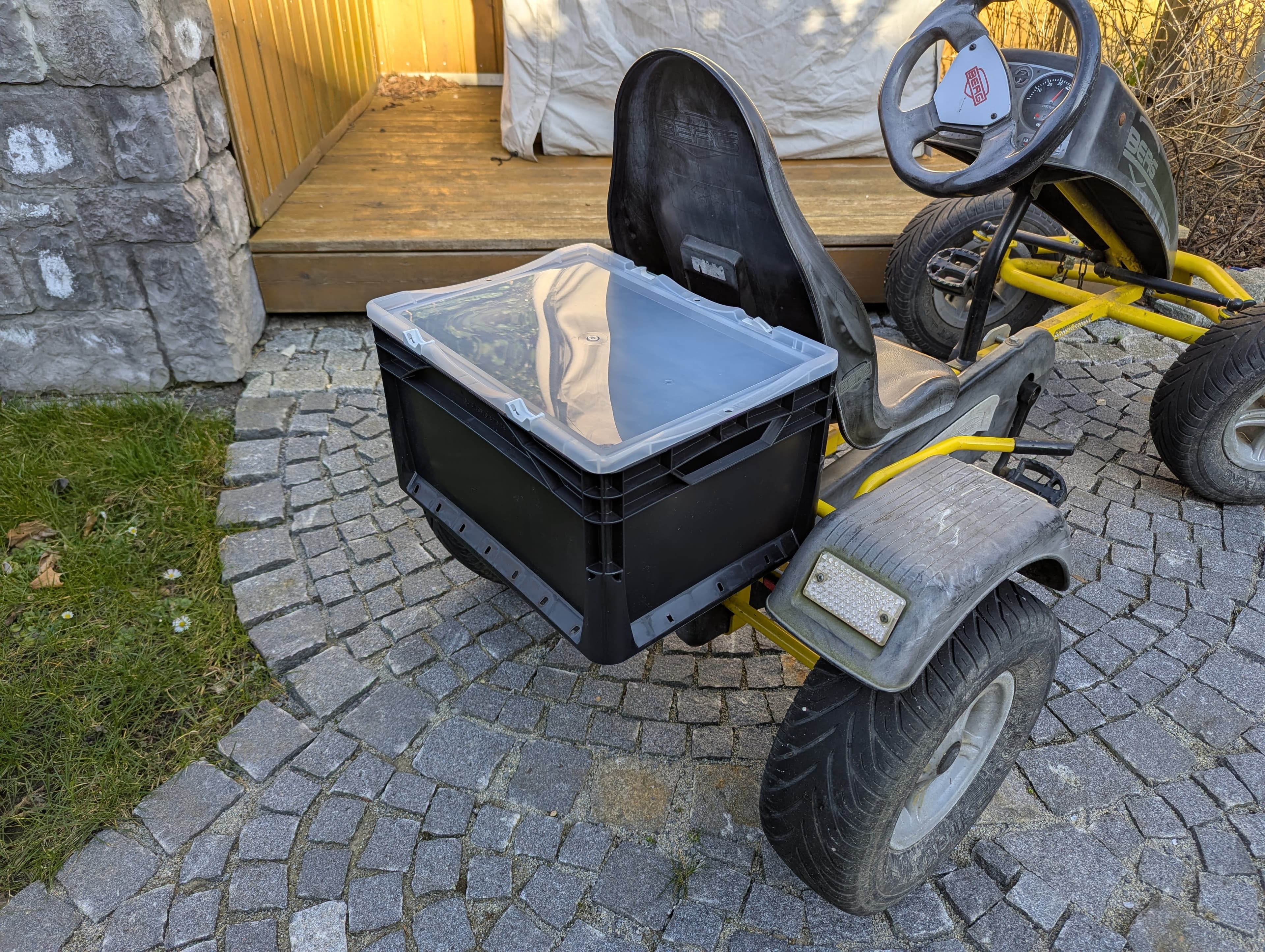 ThinCityBox Transportbox am Berg XL GoKart
